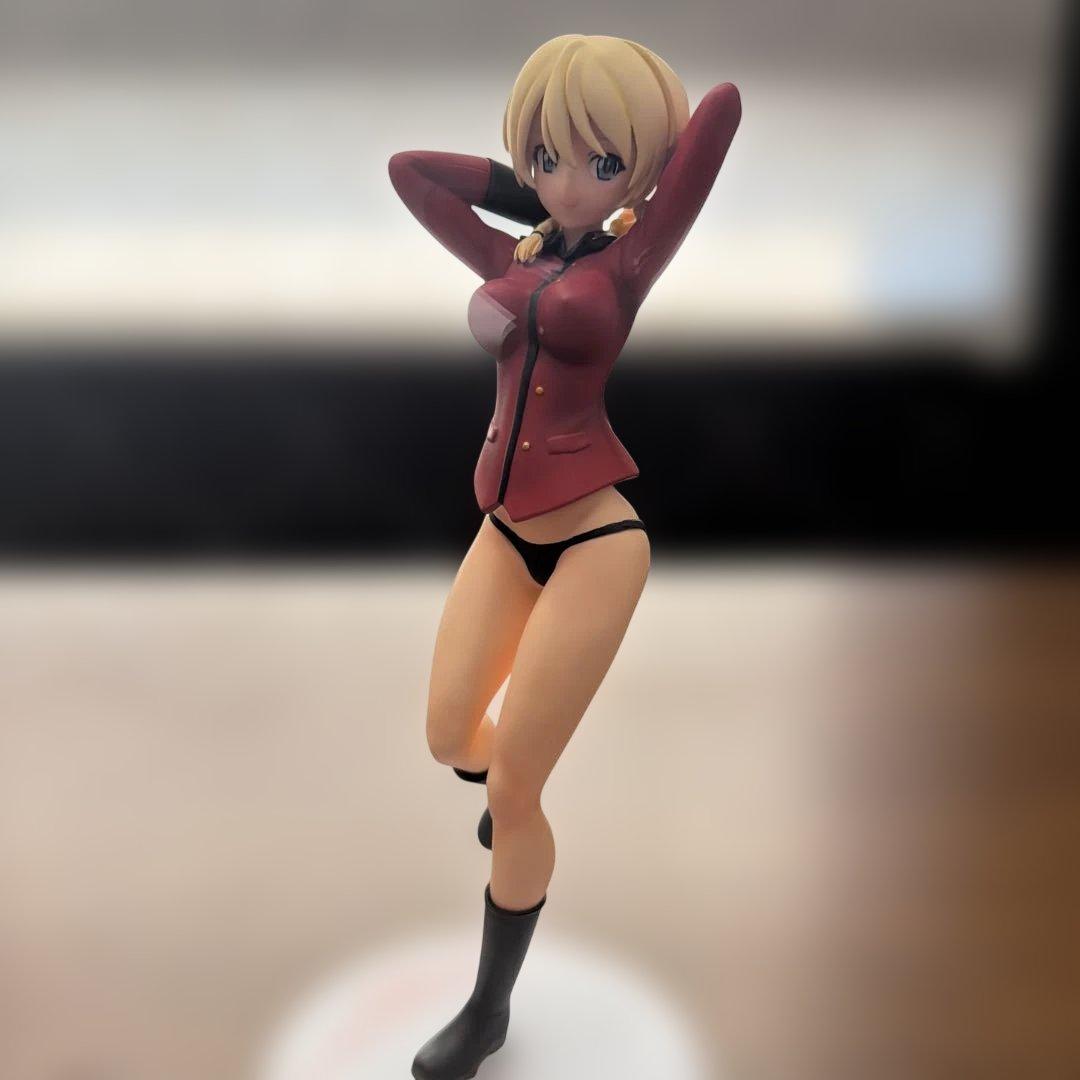ガールズ&パンツァー　ダージリン　フィギュア【リペイント品】