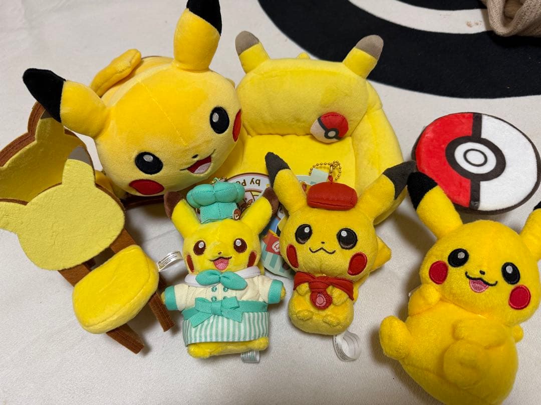 ピカチュウ ぬいぐるみ