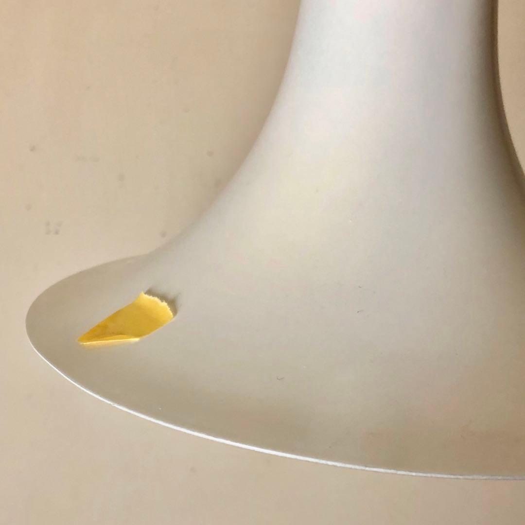 デンマーク　ビンテージ　ミルキーホワイト　ペンダントランプ