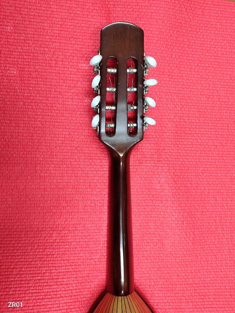 SUZUKIマンドリン　MDー4マンドラ 本体 8弦 ケース付き