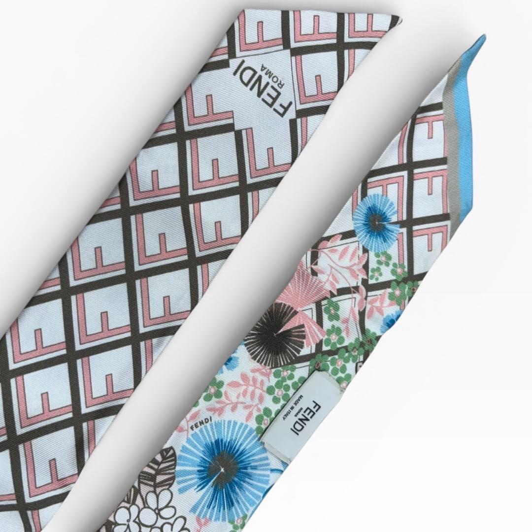 FENDI フェンディ　ズッカ柄　FFロゴ　ラッピー　花柄　スカーフ　小物