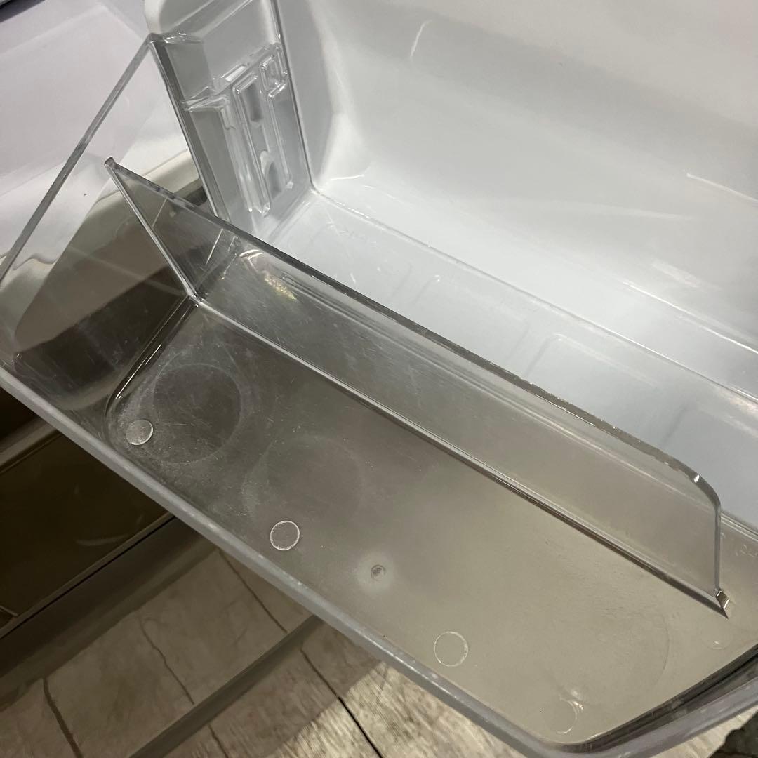 一都三県限定　配送設置無料　冷蔵庫　6ドア　HITACHI 日立　2018年製