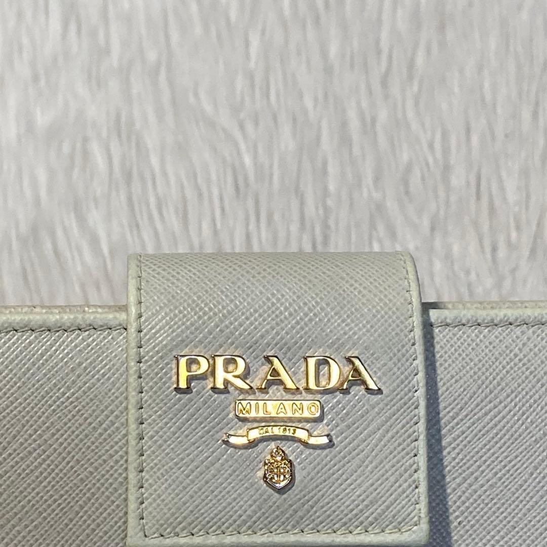 特別価格　PRADA プラダ　二つ折り　長財布　収納　カード入れ　ベルト　白