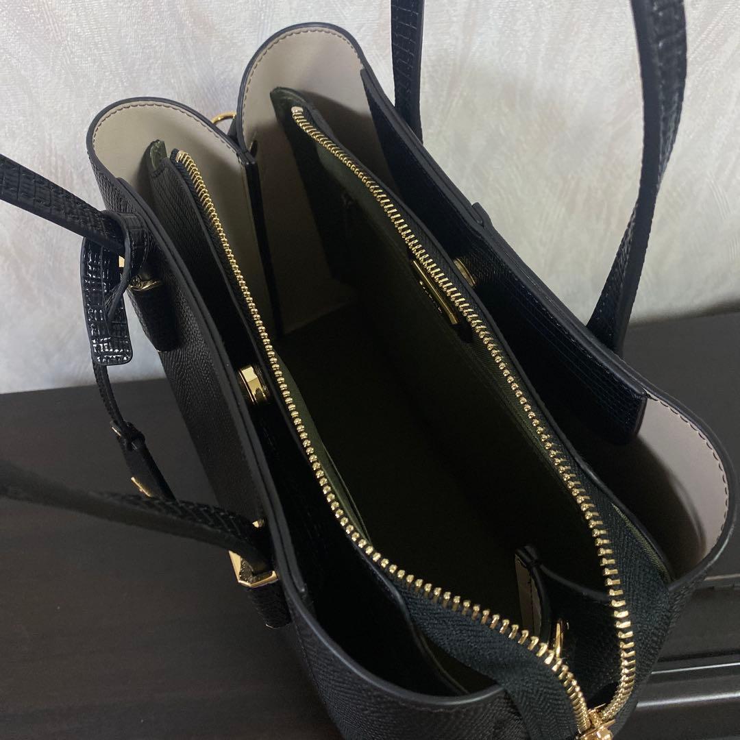 【新品未使用】リザードカタオシゴウヒスムース ハンドバッグ 黒　ダイアナ