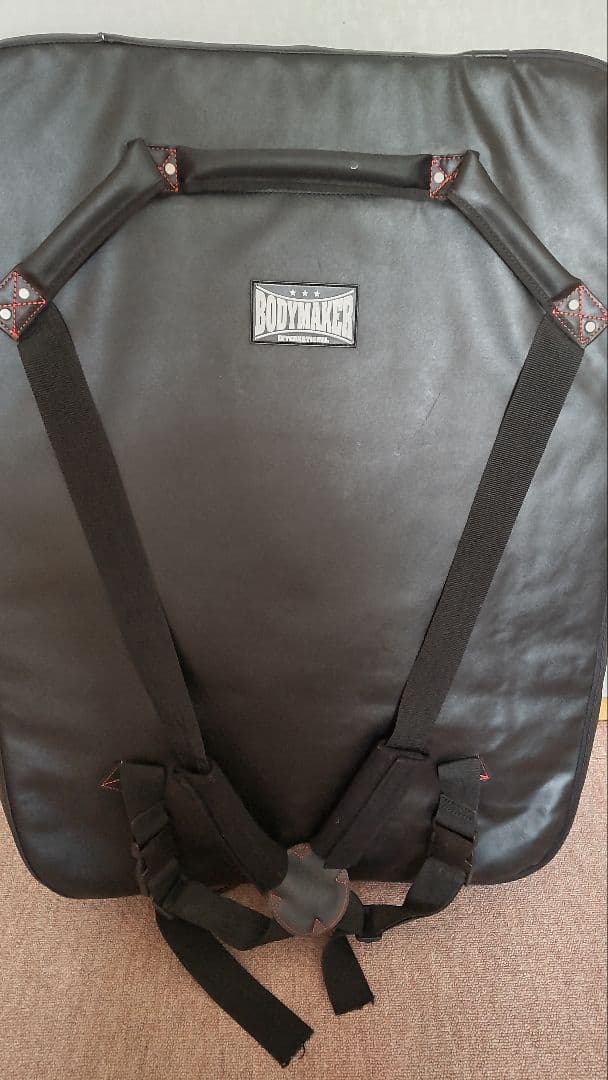 BODYMAKER サンドバッグ　ミット　格闘技