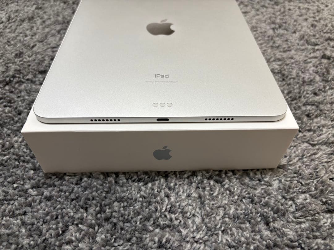 iPad Pro (11インチ) 第3世代 128GB ESRケース付き