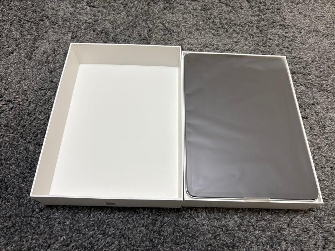 iPad Pro (11インチ) 第3世代 128GB ESRケース付き