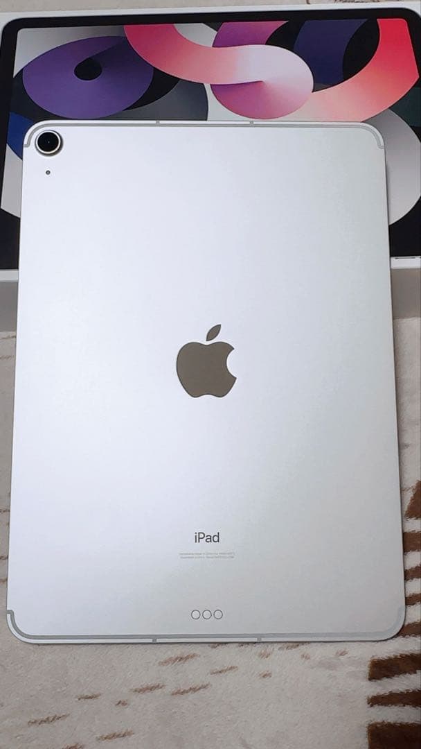 Apple iPad Air (第4世代) シルバー