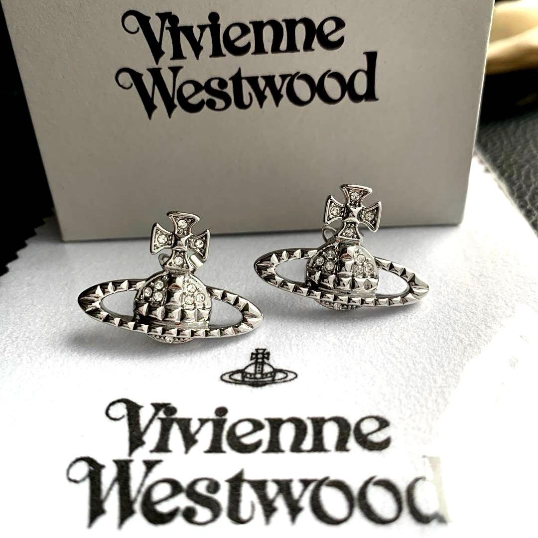 Vivienne Westwood バスレリーフ　ピアス