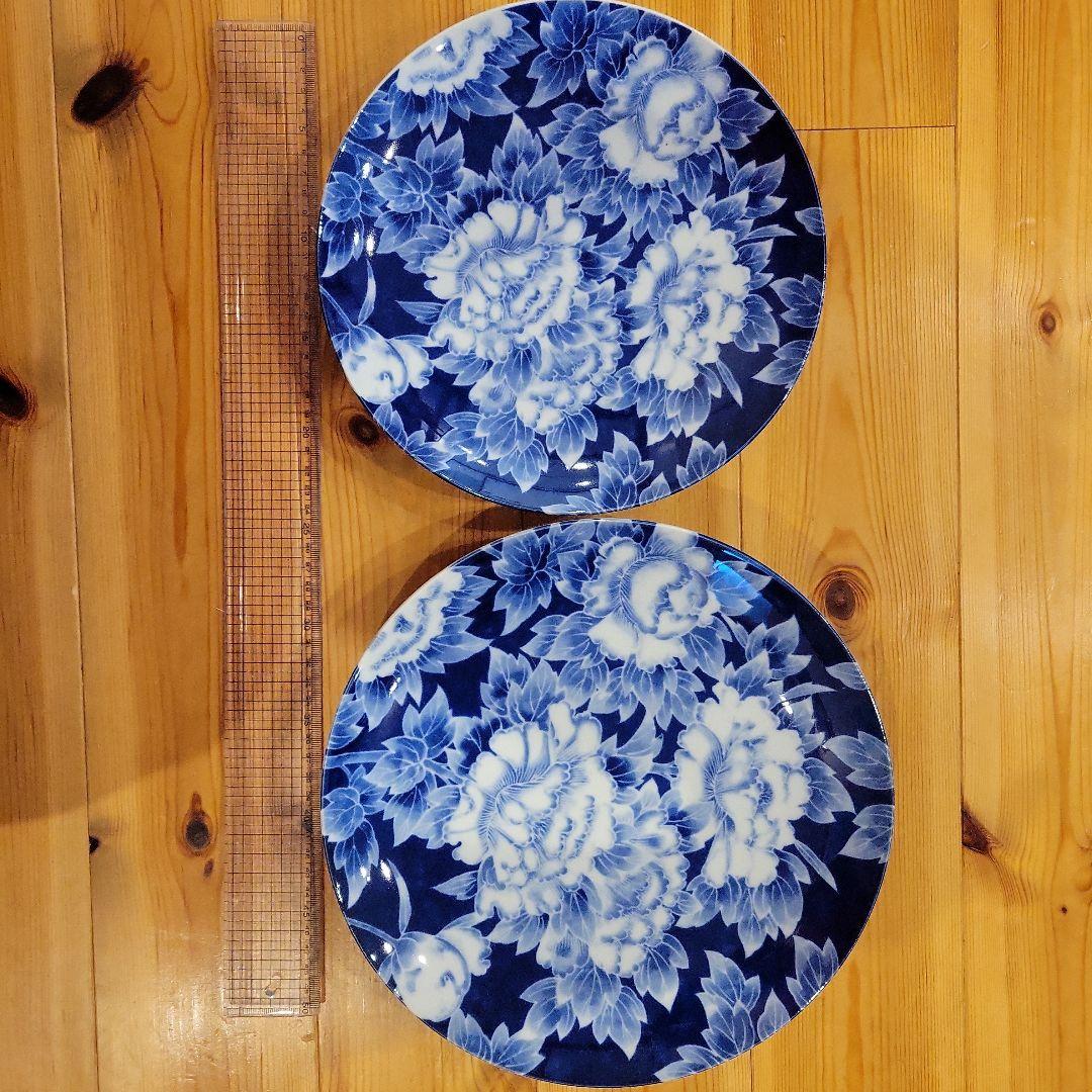 有田焼　萬ニ郎作　牡丹絵付　大皿、中皿セット 元箱付き