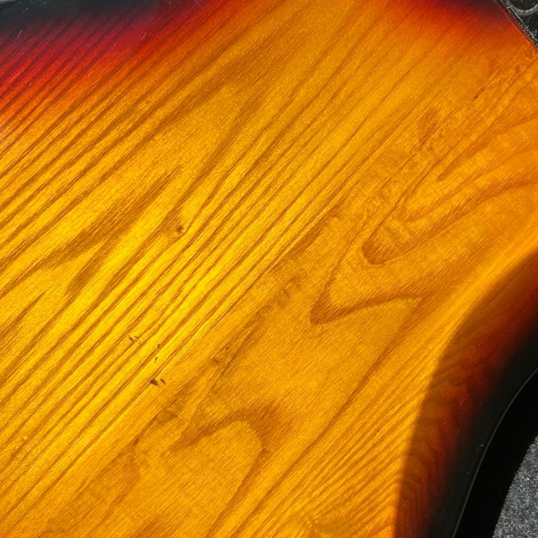 Smooth JAZZ.com プレシジョンベース　3トーンサンバースト