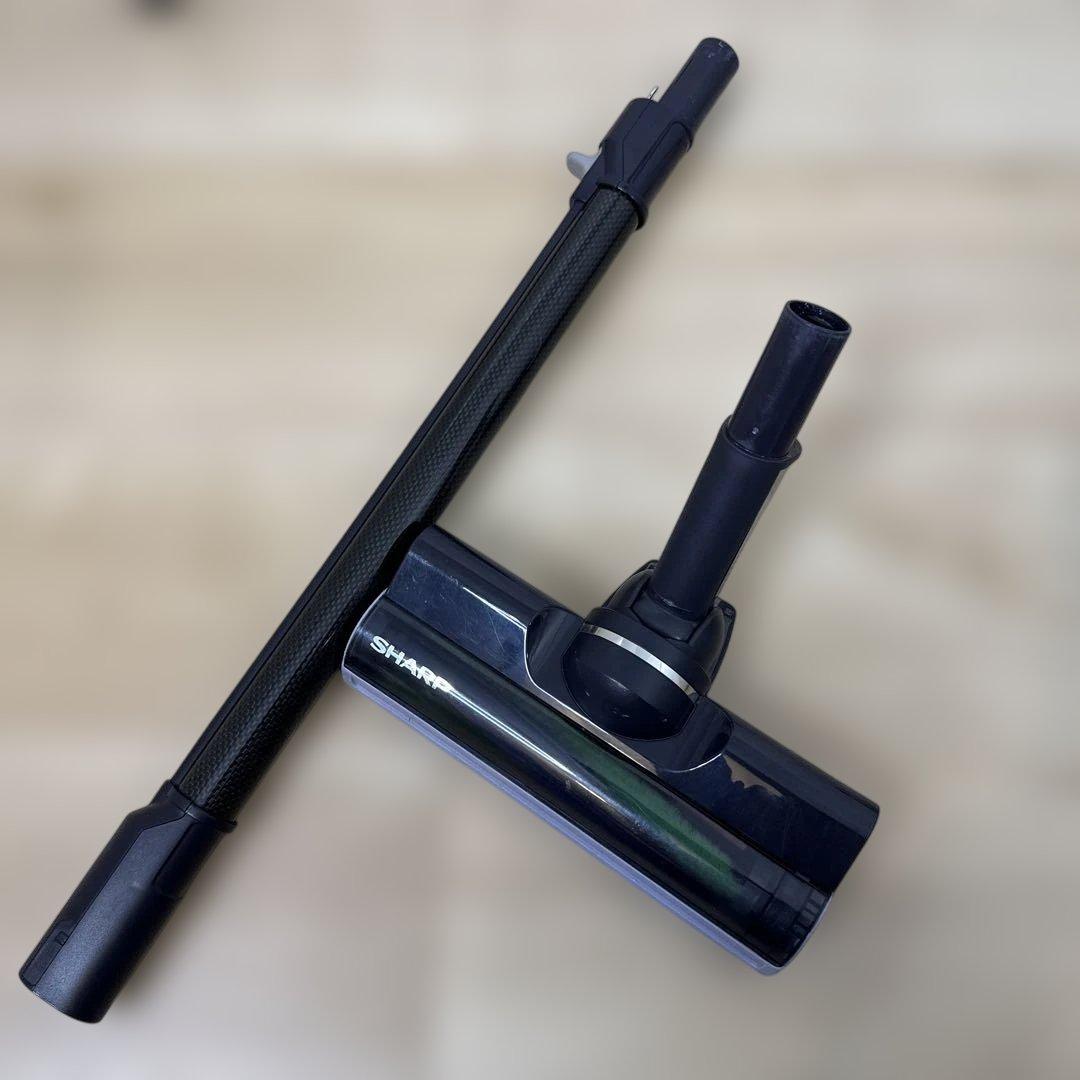 SHARP EC-AR2Sサイクロン掃除機　ラクティブエア 充電池2個