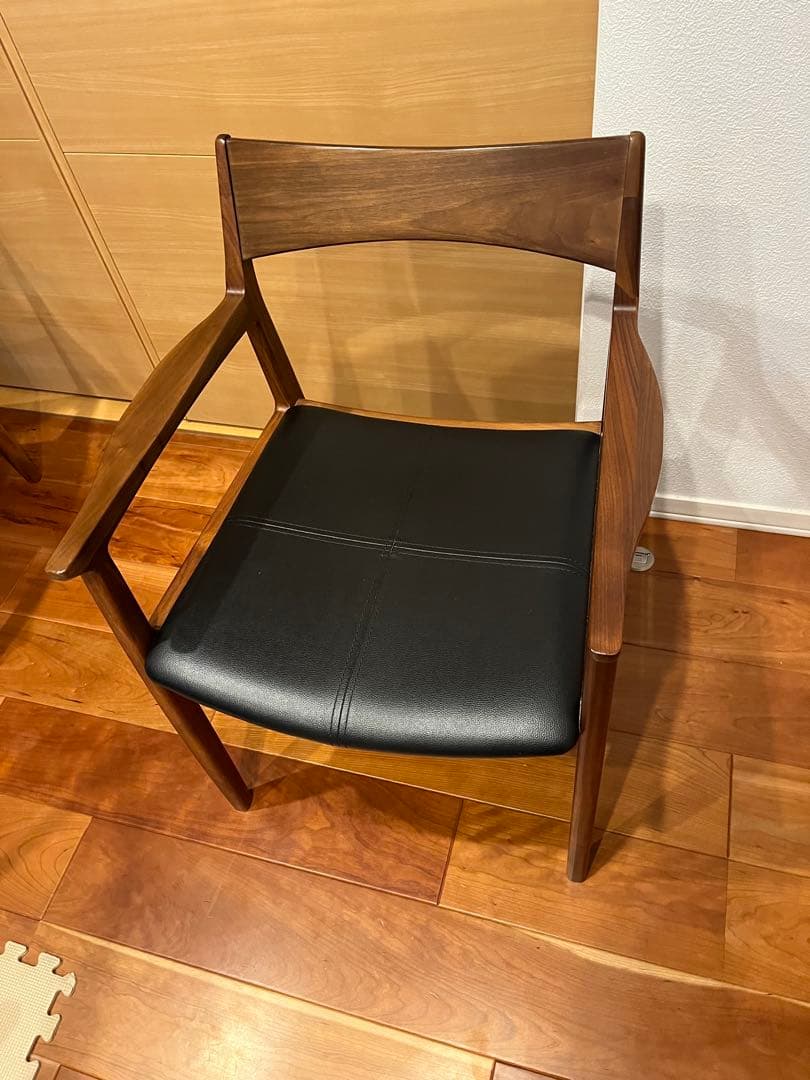 【かえるさん専用】ウォールナットアームチェア❶関家具