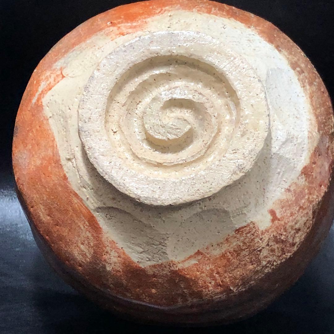 古美術◼️蔵から古そうな赤楽が出て来ました。漢字が難しそうなので中国骨董？