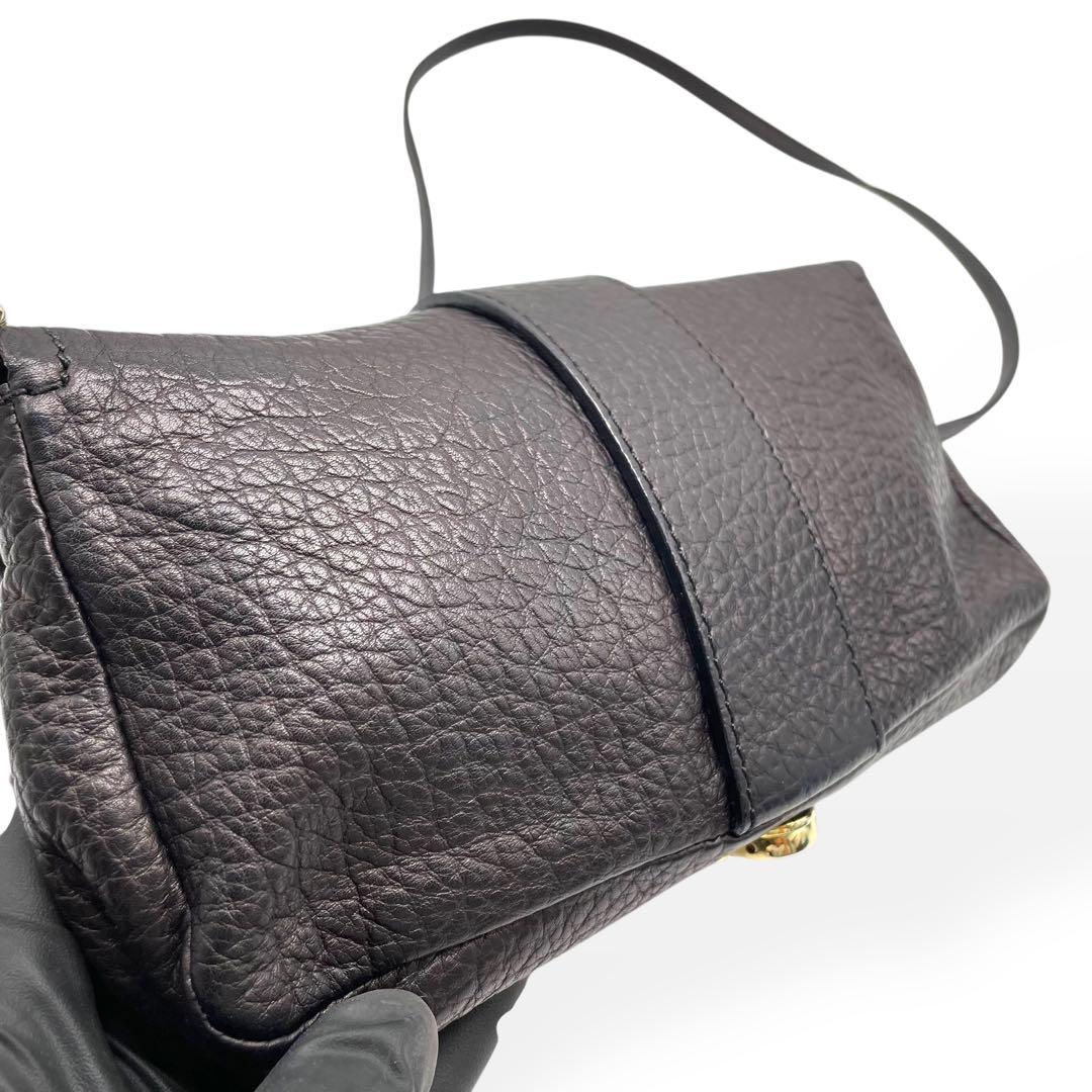 未使用級　レア　GIVENCHY ジバンシィ　ショルダーバッグ　ブラック　シボ革