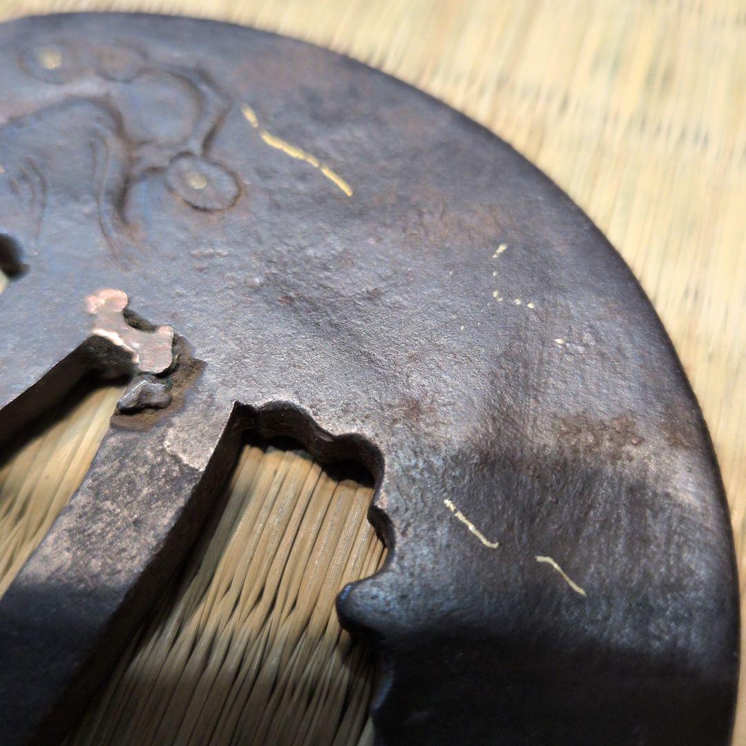 鍔　馬に人物　大刀用