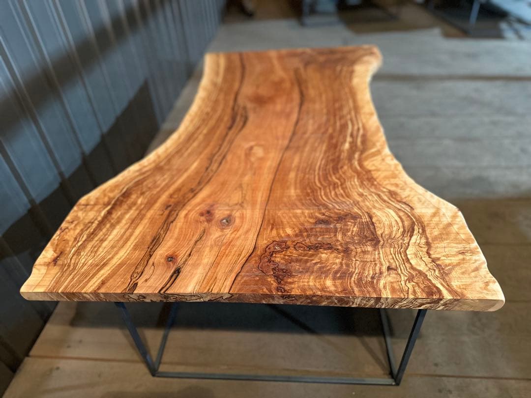 【最終価格！早い者勝ち！】栃　トチ　一枚板テーブル　店舗什器　ディスプレイ