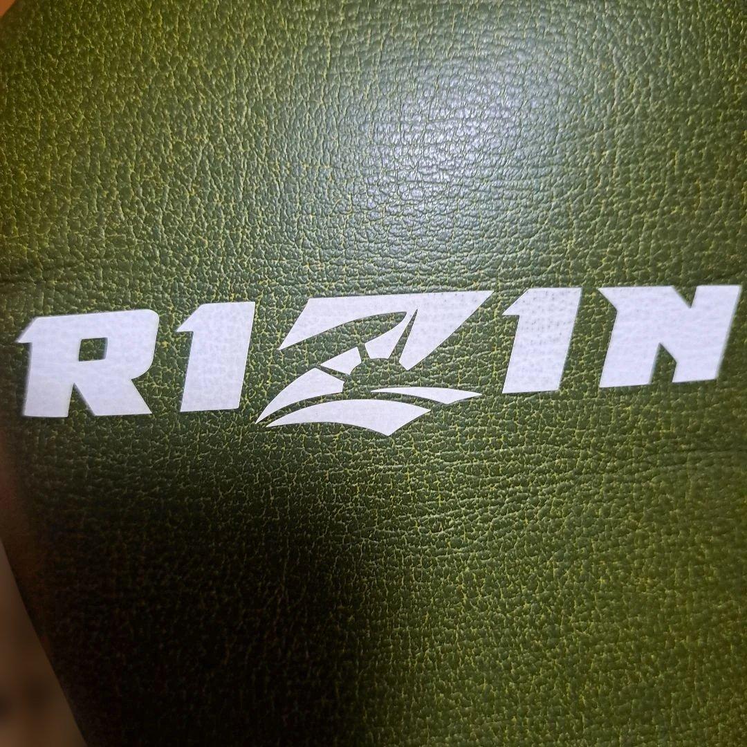 RIZIN　公式グローブ