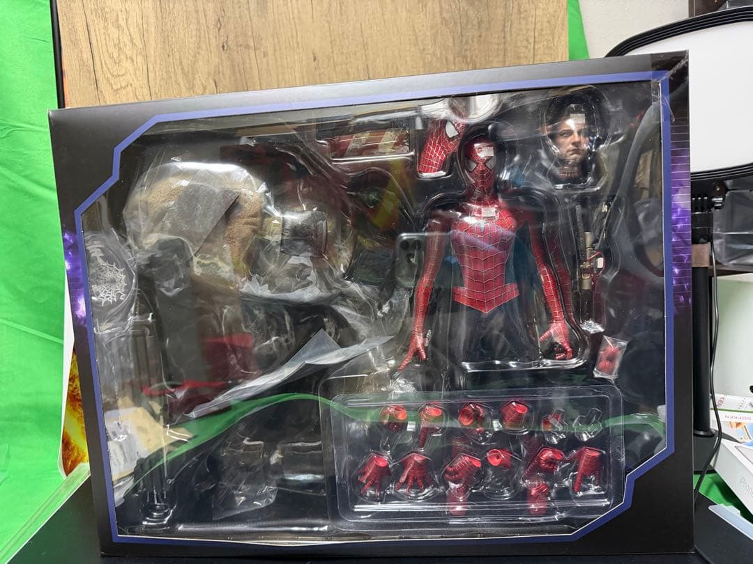 【開封品】ホットトイズ　スパイダーマン　フレンドリーネイバーフッド　デラックス版