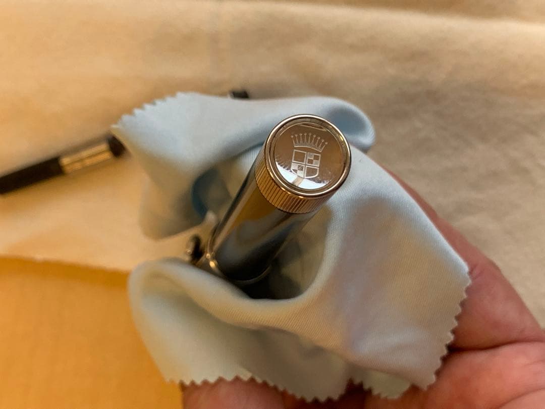 ファバーカステル　イントゥイション　レジン太軸万年筆　18C OB