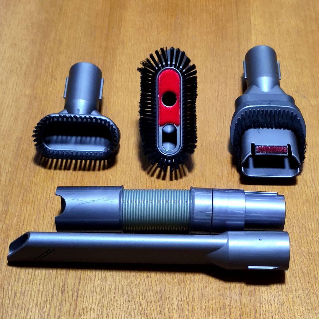 ダイソンV8 SV10K掃除機＋マキタ18vアダプターセット分解清掃済み 動作品