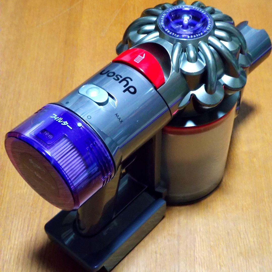 ダイソンV8 SV10K掃除機＋マキタ18vアダプターセット分解清掃済み 動作品