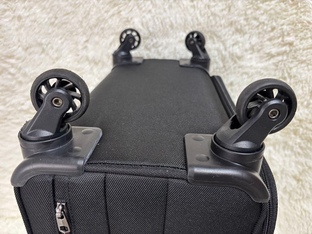 超軽量 美品 【エース】ソフトキャリーケース 57L TSAロック ブラック