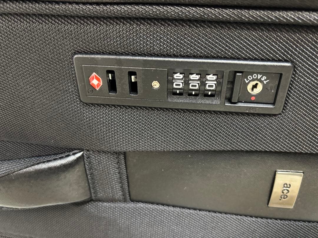 超軽量 美品 【エース】ソフトキャリーケース 57L TSAロック ブラック