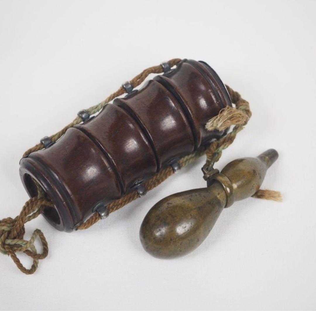 送料無料　竹形印籠・銅製瓢箪形薬入　銀使用　★希少★