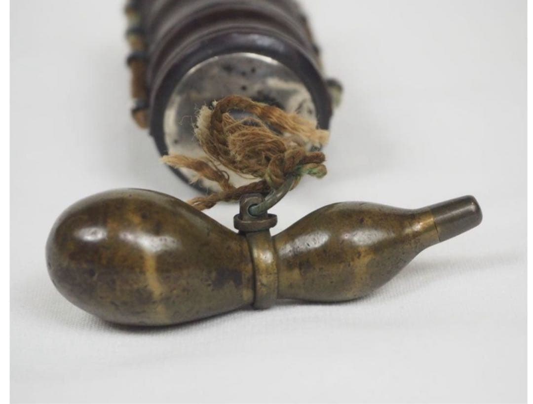 送料無料　竹形印籠・銅製瓢箪形薬入　銀使用　★希少★