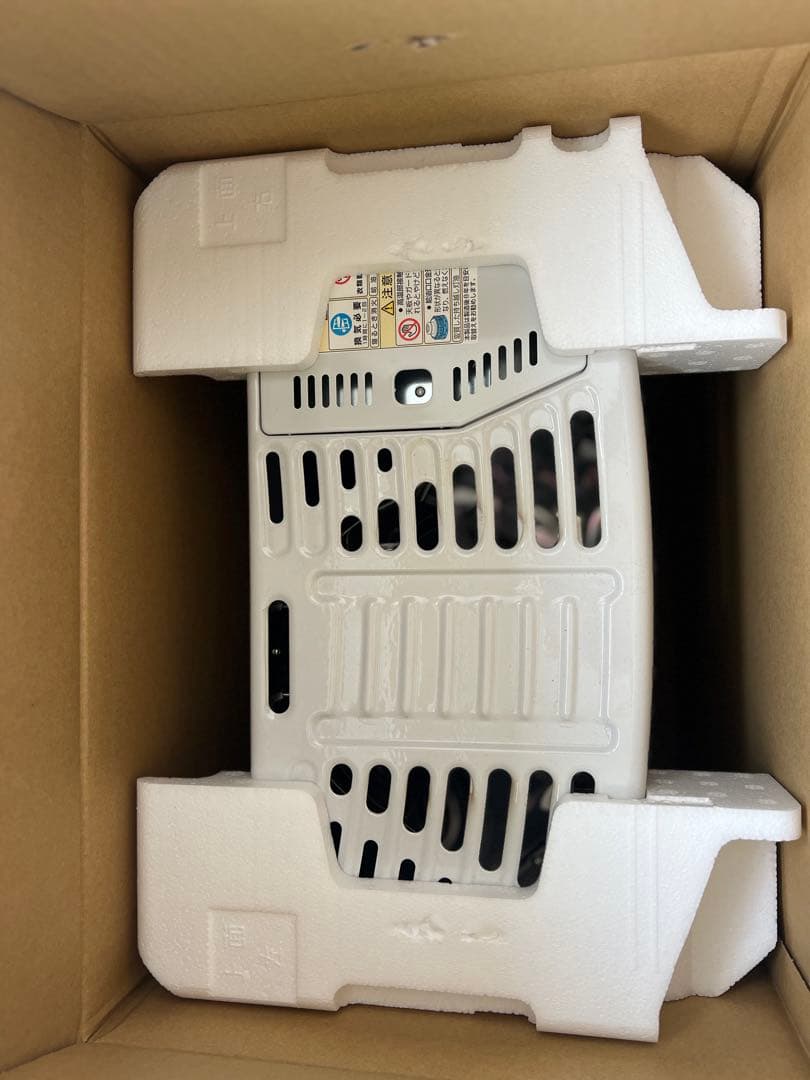 トヨトミ TOYOTOMI 石油ストーブ 電池レス RS-G2424-W