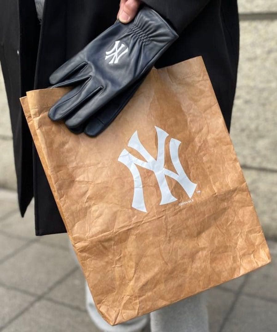 インフィールダーデザイン　ヤンキース　本革　手袋　スマホタッチ　ネイビー