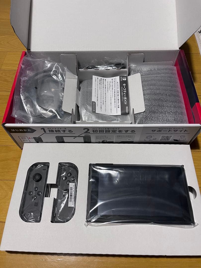 Nintendo Switch 本体 ブラックJoy-Con ケース