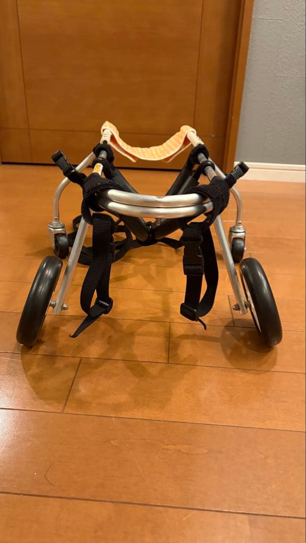 軽量　ポチの車イス　4輪　アルミ製　小型犬