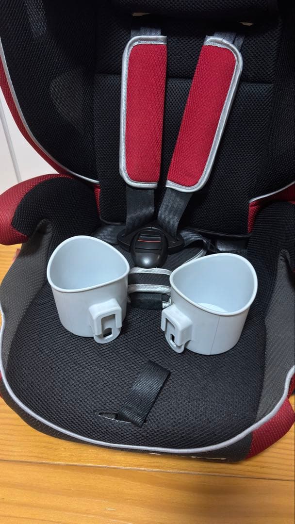 アップリカ　ジュニアシート1