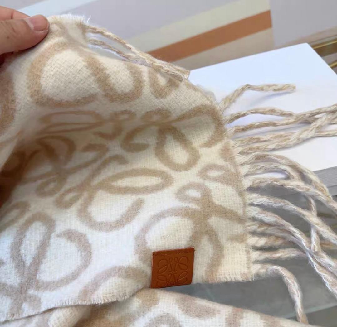 LOEWE ロエベ　180✖️30 ウール×カシミヤマフラー　ベージュ系