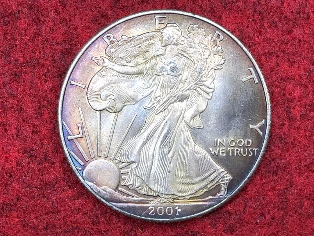 ね*こ様 2001年 シルバー イーグル  銀貨 1$ 1oz リバティ