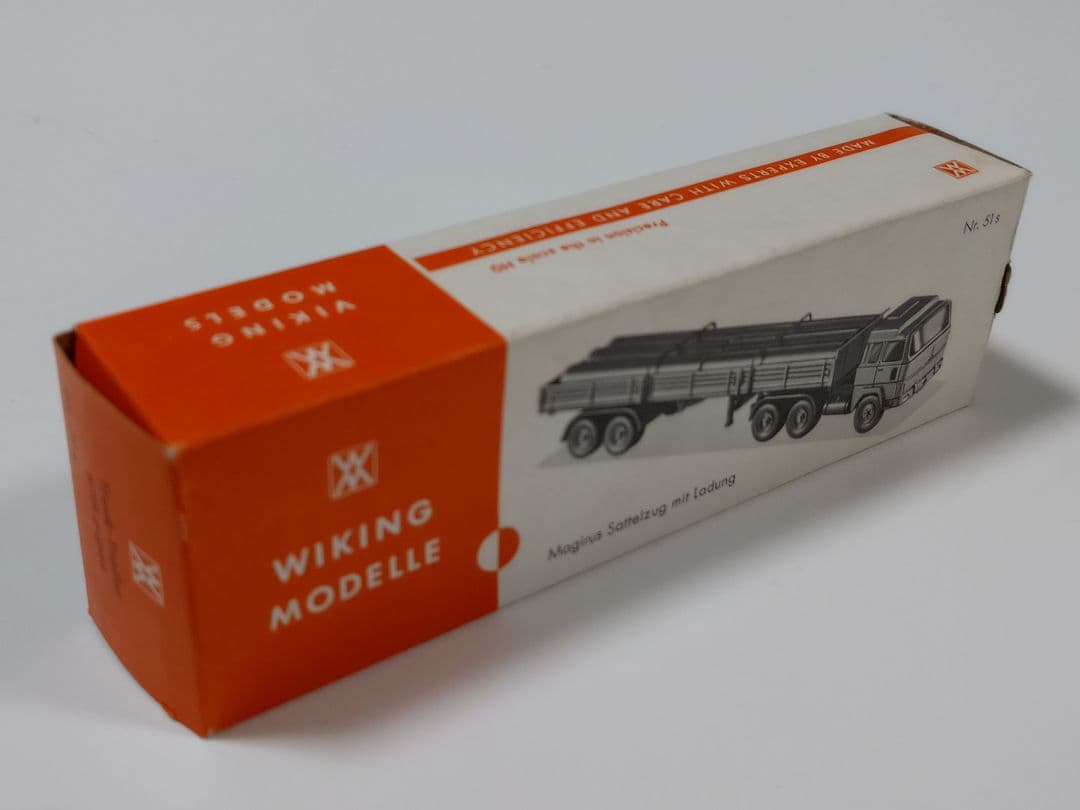 ミニカー WIKING Magirus Truck-Trailer with pipes