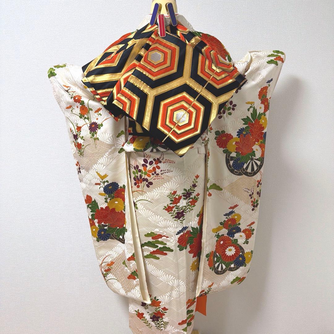 6 振袖フルセット 正絹 オフホワイト 橙 金彩 駒刺繍 刺繍 レトロ 古典