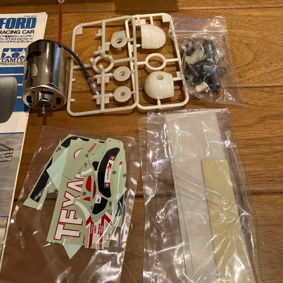 【希少】タミヤRC ローラT93/00フォード　F103Lシャーシ 組立途中