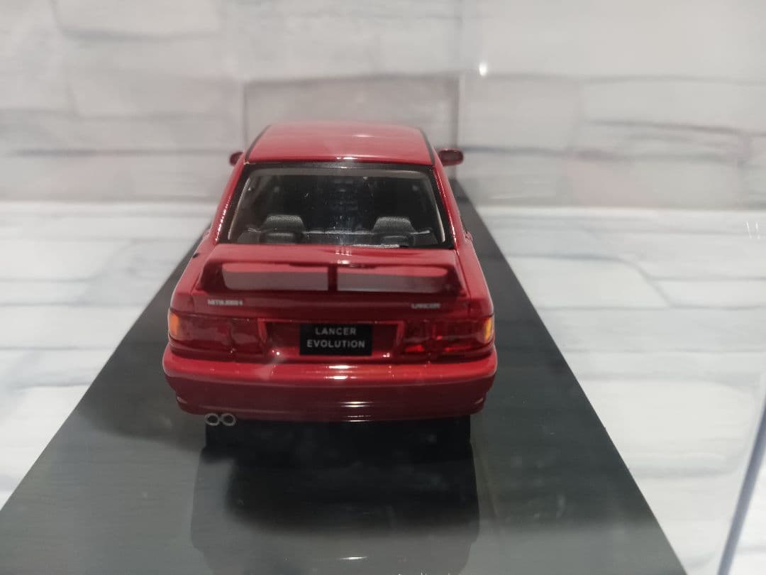 1/43 三菱　ランサーGSRエボリューション　初代ランエボ　レッド　ミニカー