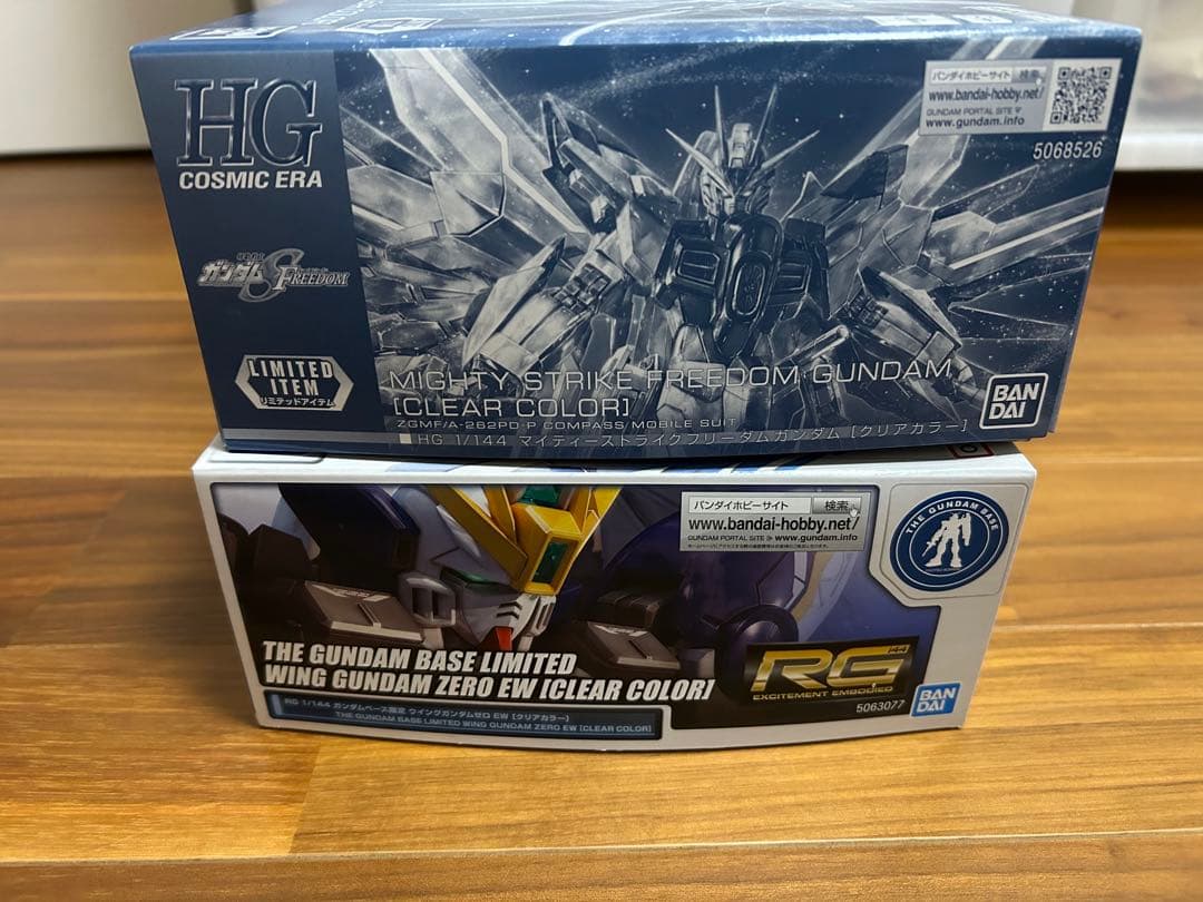 ガンプラまとめ売り【新品】RG ウイングゼロ　ＥＷ ＆HG マイティーフリーダム
