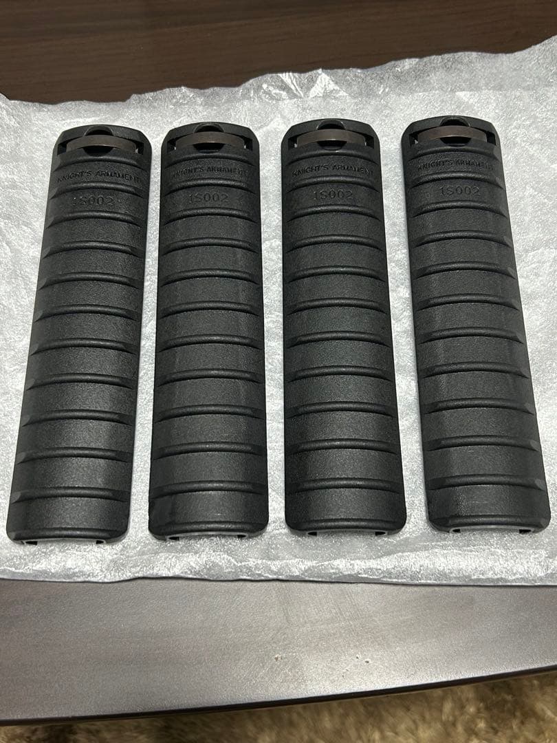 〈美品〉実物 Knight's Armament KAC ナイツ ハンドガード