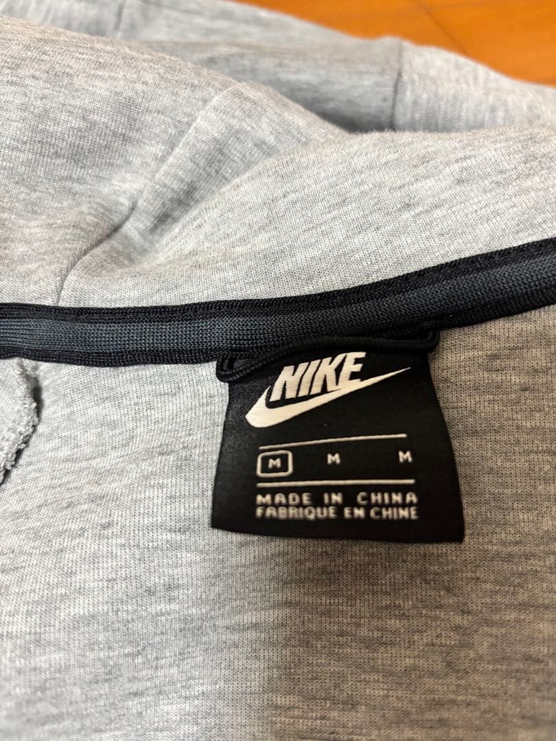 イラン軍　NIKEテックフリーススウェット上下セット サイズM