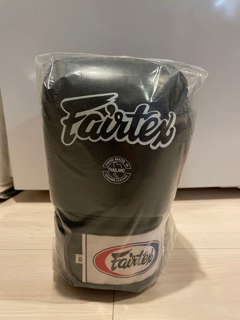 Fairtex BGV1 ムエタイグローブ ボクシンググローブ 14oz