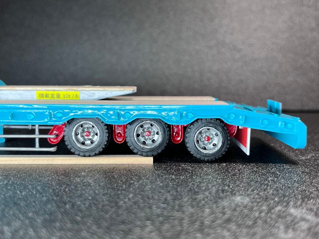 24⭐︎　1/50 3軸ショートトレーラー　建機　重機