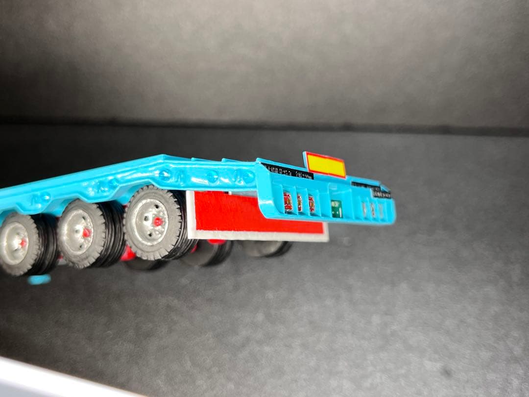 24⭐︎　1/50 3軸ショートトレーラー　建機　重機