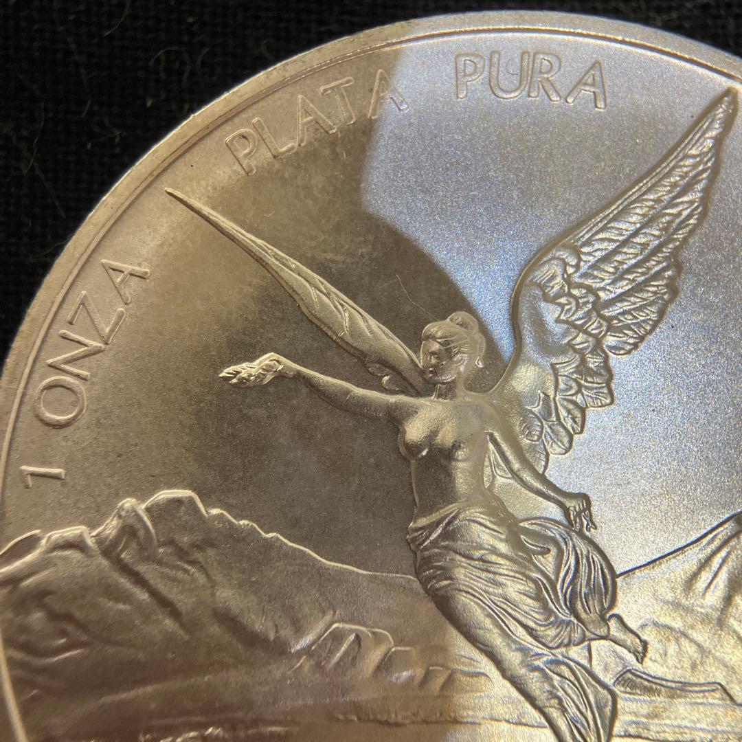 ダ*ー様 メキシコ リベルタード銀貨 2000年