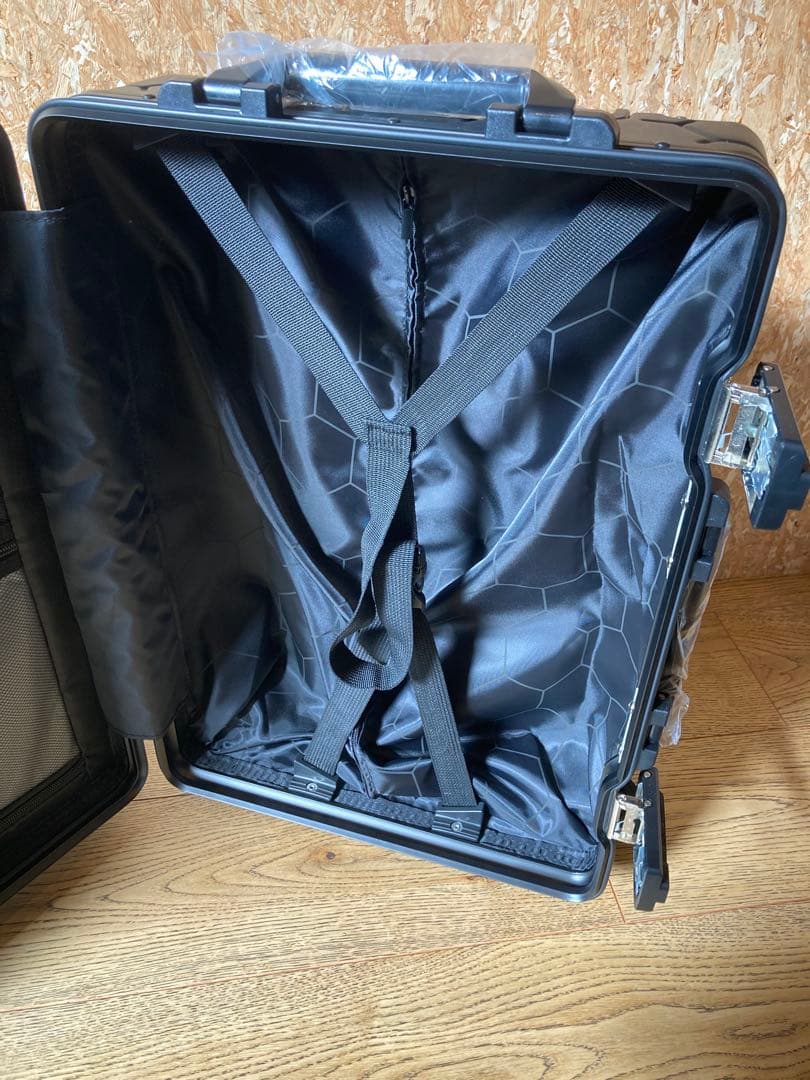 ★新品未使用★BALR. スーツケース Size：S