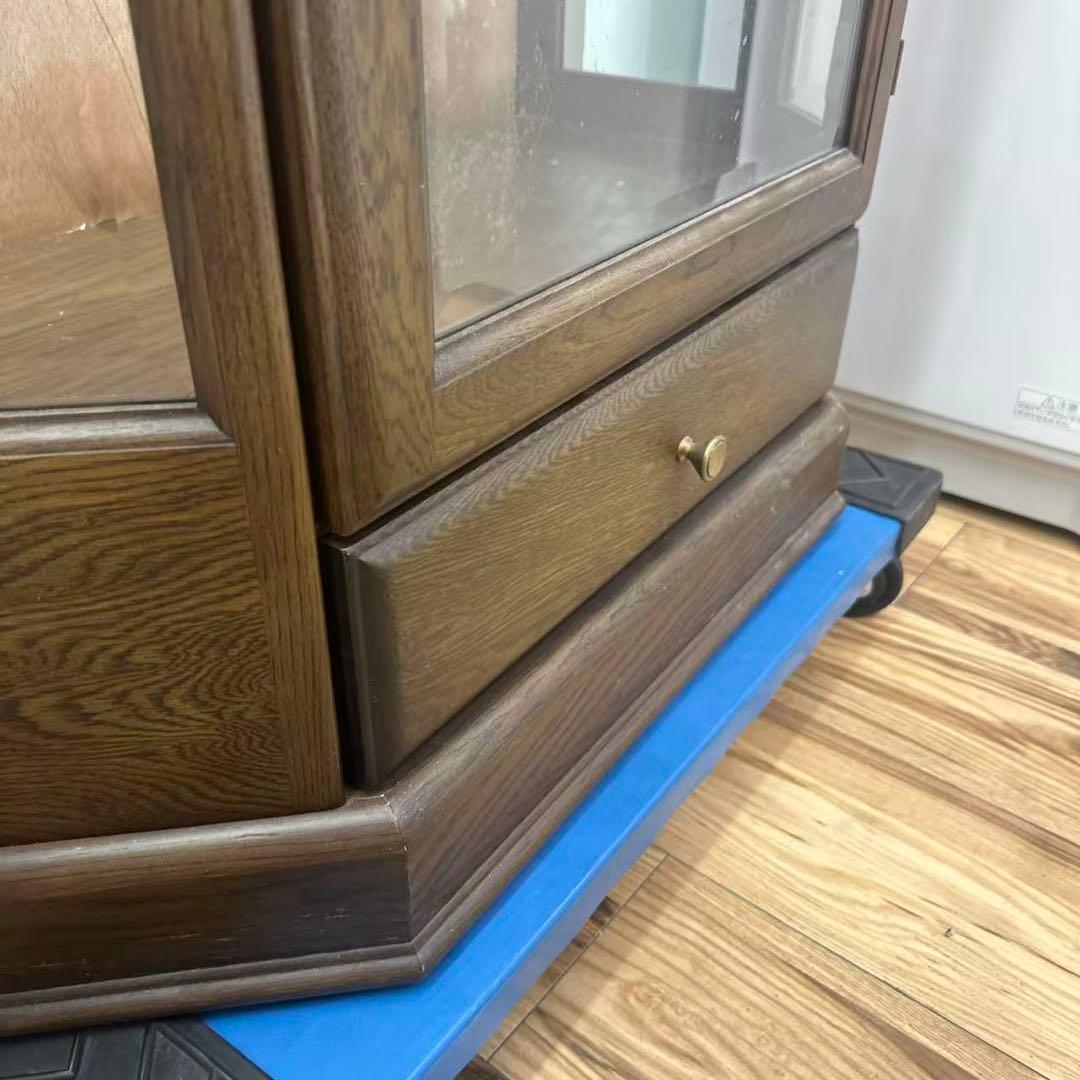 旭川 三陽家具工業 ガラスキャビネット 飾り棚 照明付き　訳あり